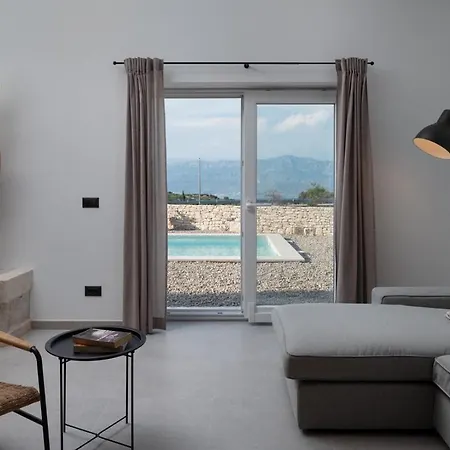 New! Stone Olim Civitas With 3 Bedrooms, Private Pool, And Sea Views Villa Skrip