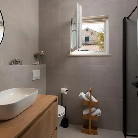 New! Stone Olim Civitas With 3 Bedrooms, Private Pool, And Sea Views