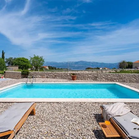 Villa New! Stone Olim Civitas With 3 Bedrooms, Private Pool, And Sea Views Skrip