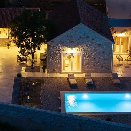 New! Stone Olim Civitas With 3 Bedrooms, Private Pool, And Sea Views Villa *